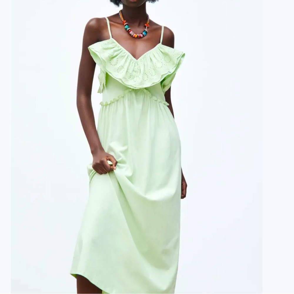 NWT Zara Mint Voluminous midi dress